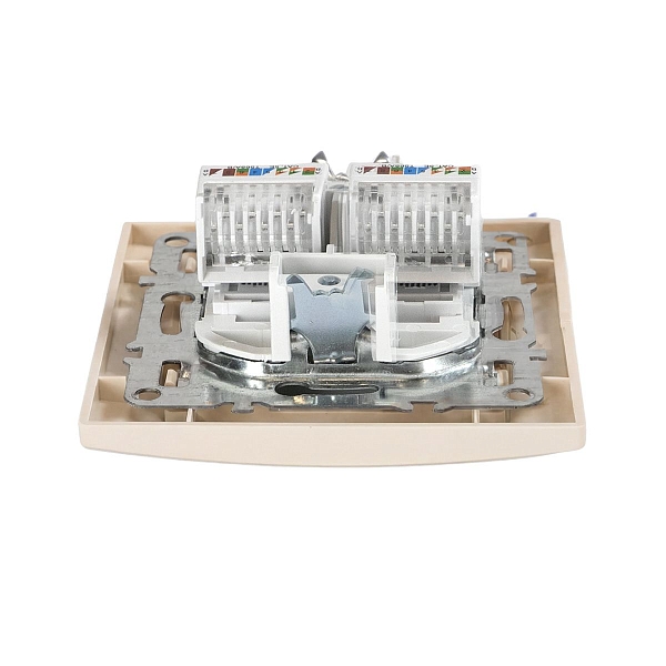 Минск Розетка RJ-45 2-местная СП бежевая EKF