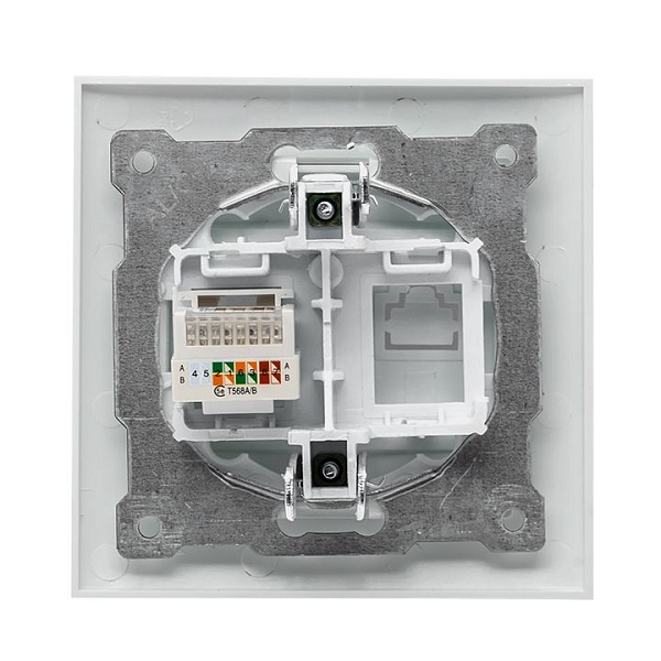 Валенсия розетка компьютерная RJ-45 1-местная белая EKF