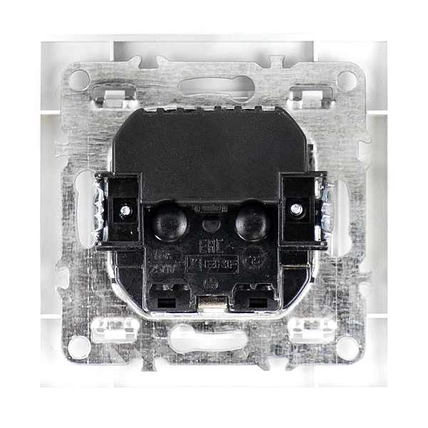 Минск Розетка 1-местная СП с/з 16А белая с защ. штор. с 2 USB 2,1А EKF