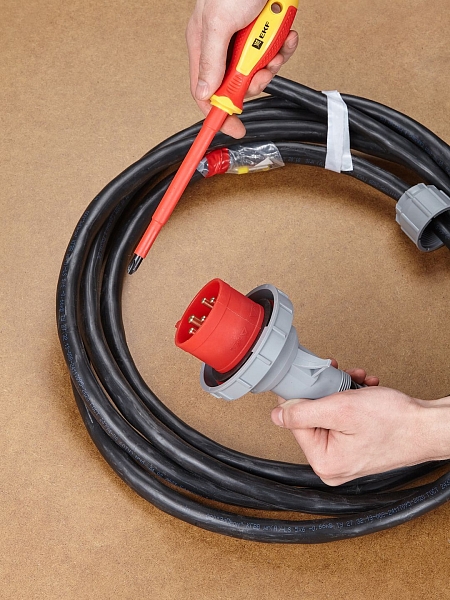 Отвертка Expert PH3x150 мм 1000В EKF